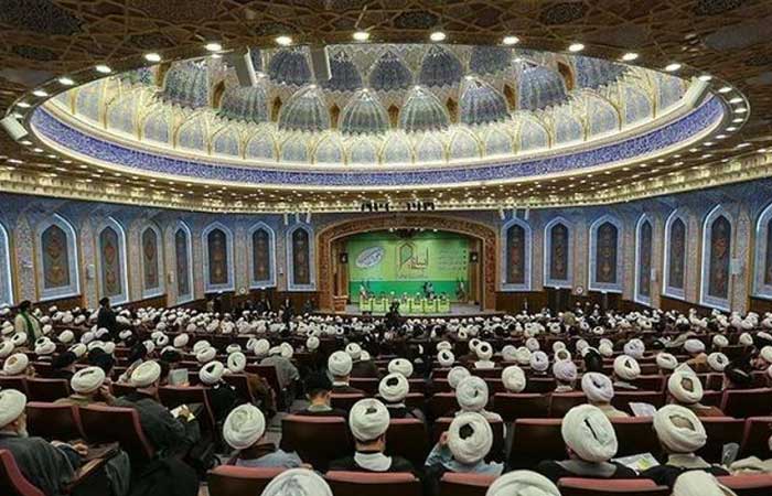 واکنش حوزه در برابر حجم شبهات چه بوده؟